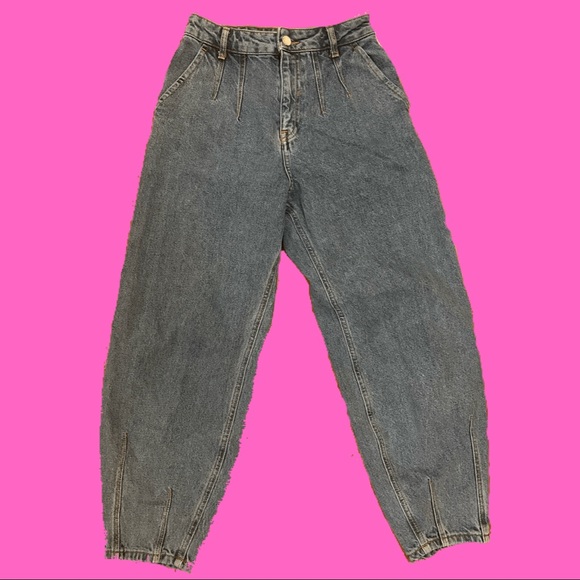 ZARA BALLOON JEANS - Picture 1 of 4